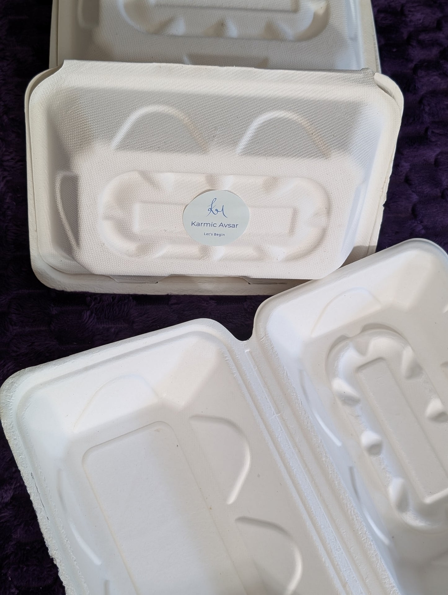 Karmic Clamshells – Compostable Sugarcane Takeout Containers 9" x 6" x 3"